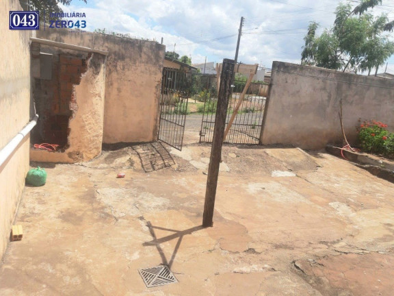 Imagem Terreno à Venda, 150 m² em Conjunto Habitacional Maria Cecília Serrano De Oliveira - Londrina Imagem Terreno à Venda, 150 m² em Conjunto Habitacional Maria Cecília Serrano De Oliveira - Londrina