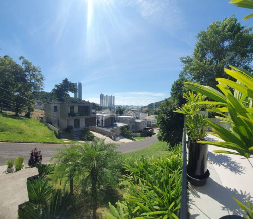 Casa com 4 Quartos à Venda, 432 m² em Barra - Balneário Camboriú