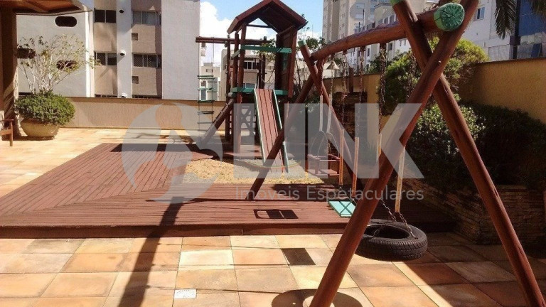Imagem Apartamento com 3 Quartos à Venda, 194 m² em Auxiliadora - Porto Alegre Imagem Apartamento com 3 Quartos à Venda, 194 m² em Auxiliadora - Porto Alegre