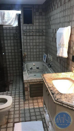 Imagem Apartamento com 4 Quartos para Temporada, 180 m² em Centro - Balneário Camboriú