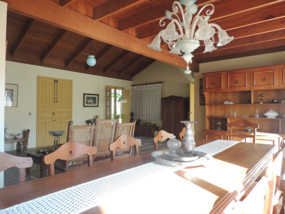 Imagem Casa com 4 Quartos à Venda, 355 m² em Centro - Garopaba Imagem Casa com 4 Quartos à Venda, 355 m² em Centro - Garopaba