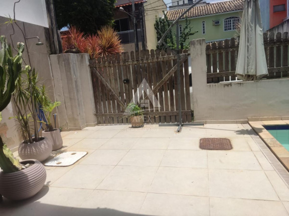 Imagem Casa com 4 Quartos à Venda, 197 m² em Recreio Dos Bandeirantes - Rio De Janeiro Imagem Casa com 4 Quartos à Venda, 197 m² em Recreio Dos Bandeirantes - Rio De Janeiro