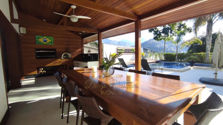 Imagem Casa com 4 Quartos à Venda, 420 m² em Várzea - Teresópolis Imagem Casa com 4 Quartos à Venda, 420 m² em Várzea - Teresópolis
