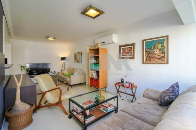 Imagem Apartamento com 3 Quartos à Venda, 88 m² em Mont Serrat - Porto Alegre Imagem Apartamento com 3 Quartos à Venda, 88 m² em Mont Serrat - Porto Alegre