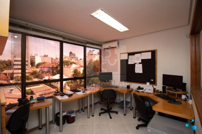 Imagem Imóvel para Alugar, 44 m² em Petrópolis - Porto Alegre Imagem Imóvel para Alugar, 44 m² em Petrópolis - Porto Alegre