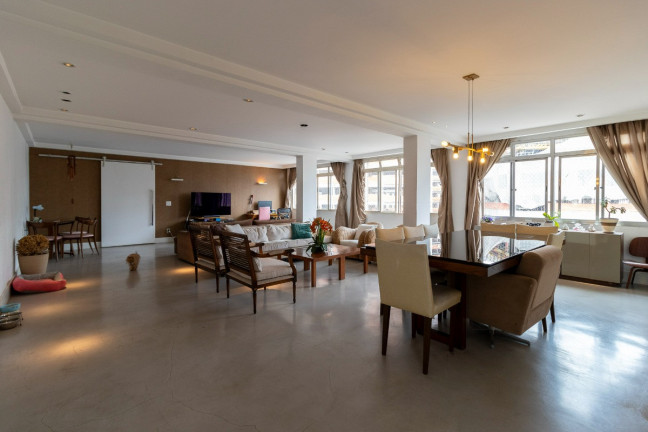 Apartamento com 2 Quartos à Venda, 180 m² em Vila Nova Conceição - São Paulo