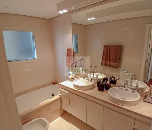 Imagem Apartamento com 3 Quartos à Venda, 198 m² em Brooklin - São Paulo Imagem Apartamento com 3 Quartos à Venda, 198 m² em Brooklin - São Paulo