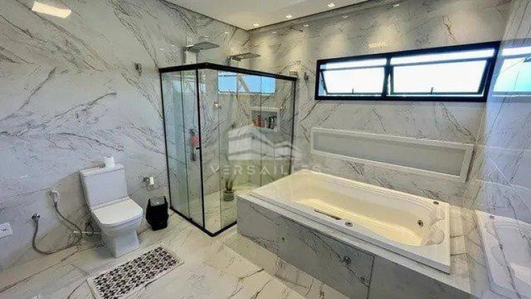 Imagem Casa com 5 Quartos à Venda, 348 m² em Aponia - Porto Velho Imagem Casa com 5 Quartos à Venda, 348 m² em Aponia - Porto Velho