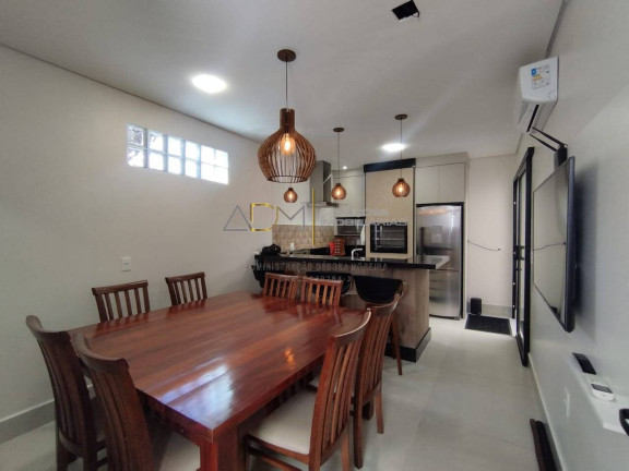 Imagem Casa com 3 Quartos à Venda, 250 m² em Vila Nelo Cariola - Botucatu Imagem Casa com 3 Quartos à Venda, 250 m² em Vila Nelo Cariola - Botucatu
