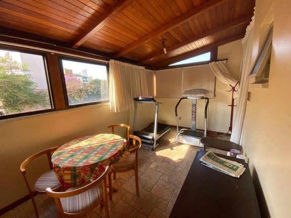 Imagem Cobertura com 3 Quartos à Venda, 215 m² em Petrópolis - Porto Alegre Imagem Cobertura com 3 Quartos à Venda, 215 m² em Petrópolis - Porto Alegre
