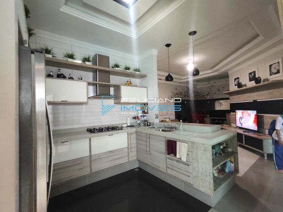 Imagem Casa com 3 Quartos à Venda, 250 m² em Canto Do Forte - Praia Grande Imagem Casa com 3 Quartos à Venda, 250 m² em Canto Do Forte - Praia Grande