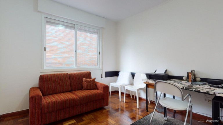 Imagem Imóvel com 3 Quartos à Venda, 122 m² em Auxiliadora - Porto Alegre Imagem Imóvel com 3 Quartos à Venda, 122 m² em Auxiliadora - Porto Alegre