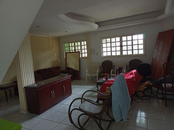Imagem Sobrado com 3 Quartos à Venda, 220 m² em Cidade Edson - Suzano Imagem Sobrado com 3 Quartos à Venda, 220 m² em Cidade Edson - Suzano