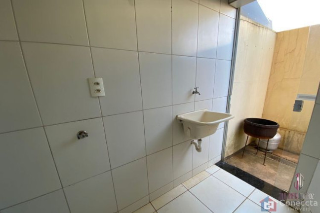 Imagem Apartamento com 2 Quartos à Venda, 30 m² em Alto Limoeiro - Patos De Minas