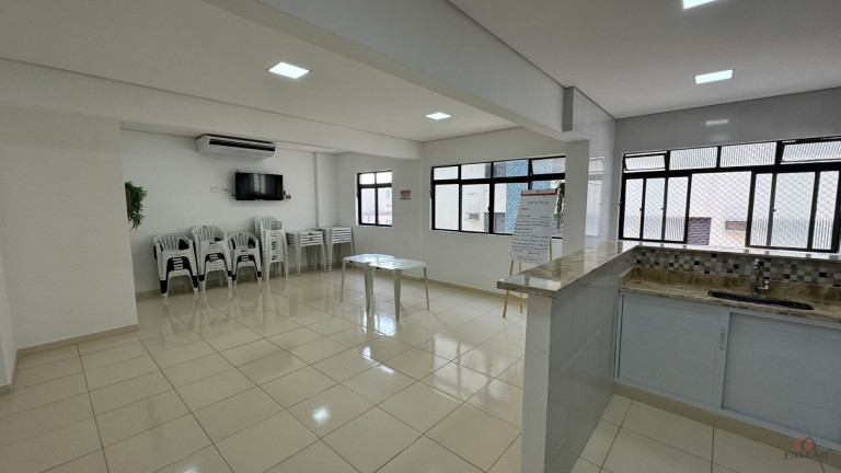 Apartamento com 2 Quartos à Venda, 80 m² em Pompéia - Santos