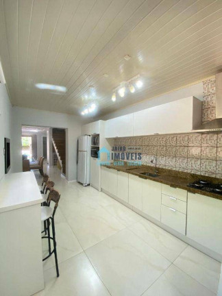 Imagem Sobrado com 3 Quartos à Venda, 137 m² em Centro - Imbé Imagem Sobrado com 3 Quartos à Venda, 137 m² em Centro - Imbé