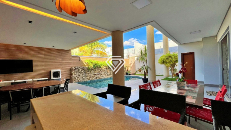 Imagem Sobrado com 5 Quartos à Venda, 425 m² em Plano Diretor Sul - Palmas Imagem Sobrado com 5 Quartos à Venda, 425 m² em Plano Diretor Sul - Palmas