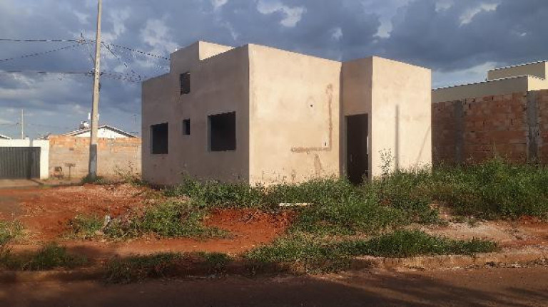 Imagem Casa com 2 Quartos à Venda, 258 m² em Parque Dos Girassois Iii - Uberaba