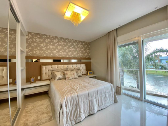 Imagem Sobrado com 5 Quartos à Venda, 300 m² em Xangri-lá - Xangri-la