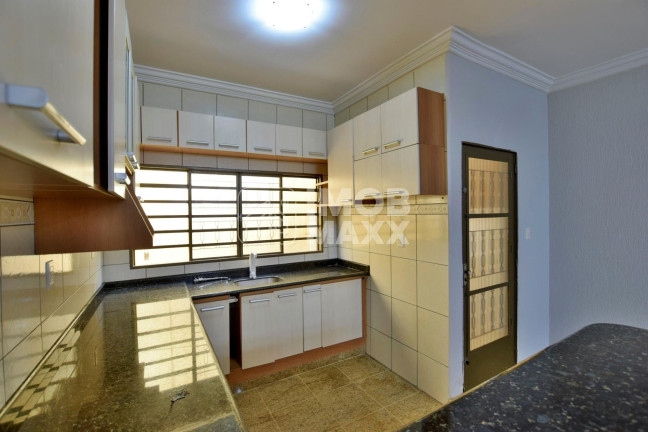 Imagem Casa com 3 Quartos à Venda, 128 m² em Guará Ii - Brasília Imagem Casa com 3 Quartos à Venda, 128 m² em Guará Ii - Brasília