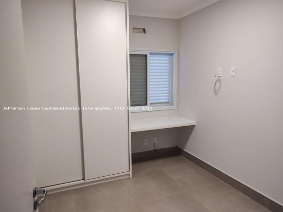 Imagem Casa com 5 Quartos à Venda,  em Village Moutonnée - Salto