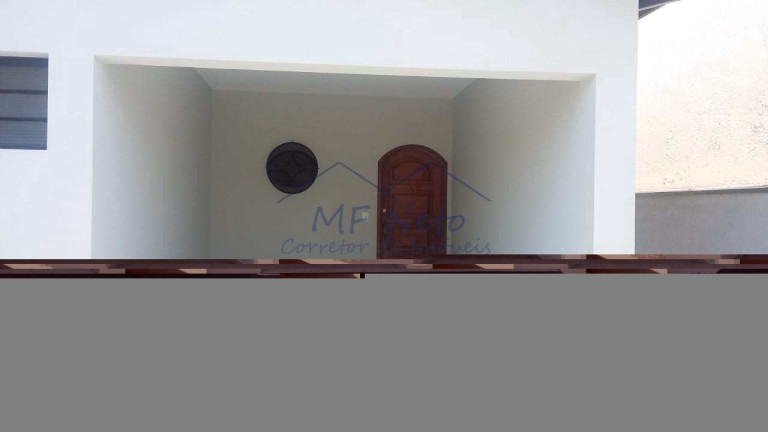 Imóvel Comercial à Venda, 550 m² em Vila Steola - Pirassununga