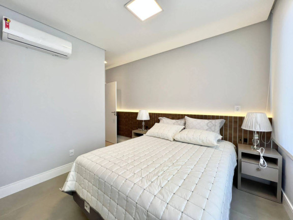 Imagem Casa com 4 Quartos à Venda, em Centro - Xangri-lá Imagem Casa com 4 Quartos à Venda, em Centro - Xangri-lá