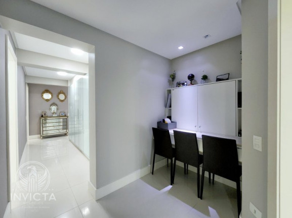 Imagem Apartamento com 3 Quartos à Venda, 200 m² em Centro - Balneário Camboriú