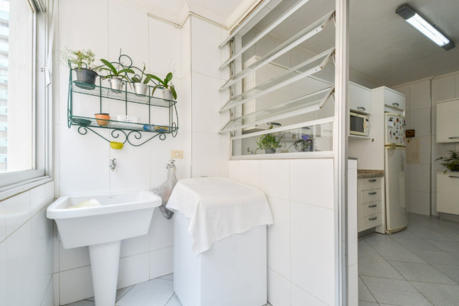 Imagem Apartamento com 3 Quartos à Venda, 145 m² em Itaim Bibi - São Paulo Imagem Apartamento com 3 Quartos à Venda, 145 m² em Itaim Bibi - São Paulo