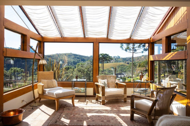 Imagem Imóvel com 4 Quartos à Venda, 445 m² em Campos Do Jordão - Campos Do Jordão Imagem Imóvel com 4 Quartos à Venda, 445 m² em Campos Do Jordão - Campos Do Jordão
