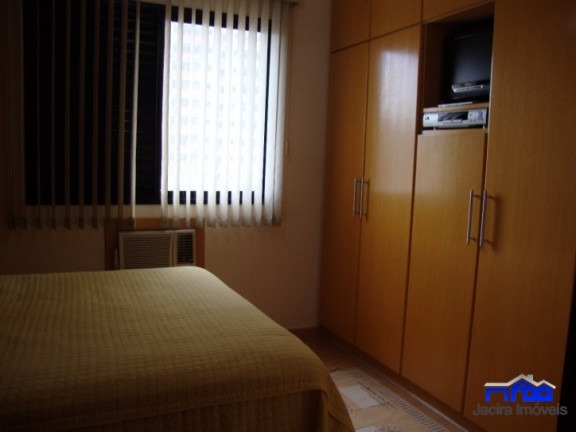 Imagem Apartamento com 3 Quartos à Venda, 208 m² em Encruzilhada - Santos