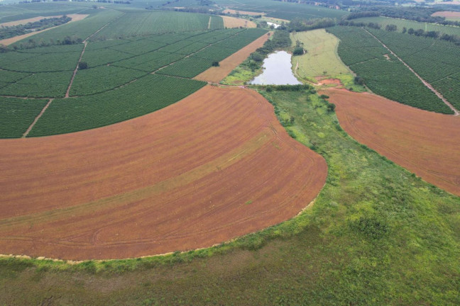 Imagem Fazenda à Venda, 48 m² em Zona Rural - Piumhi Imagem Fazenda à Venda, 48 m² em Zona Rural - Piumhi