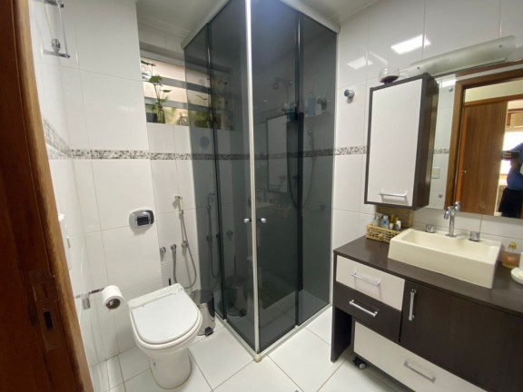 Imagem Apartamento com 2 Quartos à Venda, 77 m² em Higienópolis - Porto Alegre Imagem Apartamento com 2 Quartos à Venda, 77 m² em Higienópolis - Porto Alegre