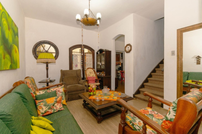 Imagem Casa com 3 Quartos à Venda, em Cidade Baixa - Porto Alegre Imagem Casa com 3 Quartos à Venda, em Cidade Baixa - Porto Alegre