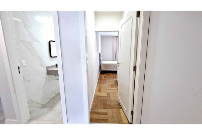 Imagem Imóvel com 3 Quartos à Venda, 145 m² em Higienópolis - São Paulo Imagem Imóvel com 3 Quartos à Venda, 145 m² em Higienópolis - São Paulo
