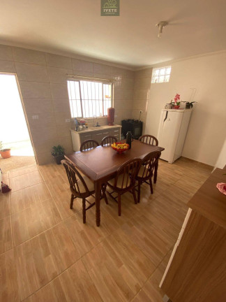 Imagem Casa com 2 Quartos à Venda, 106 m² Imagem Casa com 2 Quartos à Venda, 106 m²