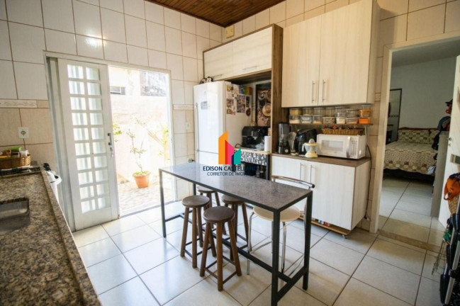 Imagem Casa com 3 Quartos à Venda, 150 m² em Vila De Vecchi - Jundiaí Imagem Casa com 3 Quartos à Venda, 150 m² em Vila De Vecchi - Jundiaí
