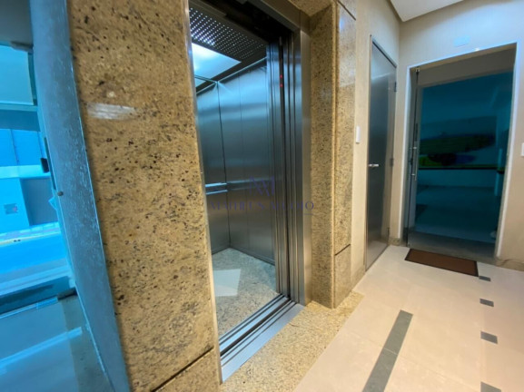 Imagem Apartamento com 3 Quartos à Venda, 110 m² em Meia Praia - Itapema