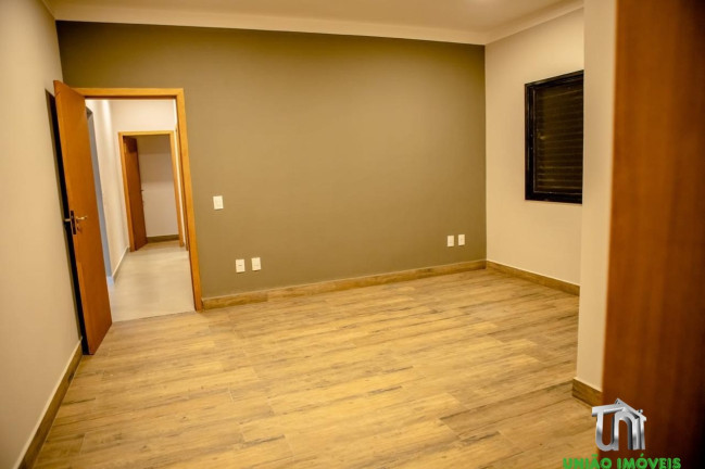 Imagem Casa com 3 Quartos à Venda, 156 m² em Jardim Lago Do Moinho - Bragança Paulista Imagem Casa com 3 Quartos à Venda, 156 m² em Jardim Lago Do Moinho - Bragança Paulista