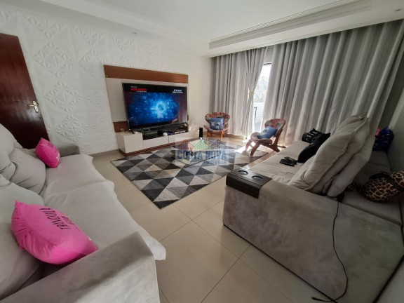 Imagem Casa com 5 Quartos à Venda, 200 m² Imagem Casa com 5 Quartos à Venda, 200 m²