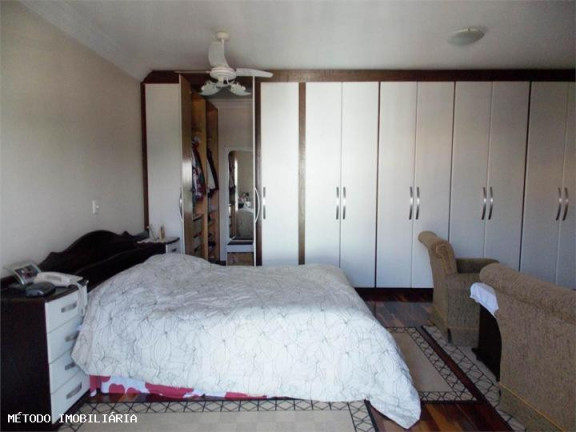 Imagem Casa com 3 Quartos à Venda, 300 m² em Olimpico - São Caetano Do Sul Imagem Casa com 3 Quartos à Venda, 300 m² em Olimpico - São Caetano Do Sul