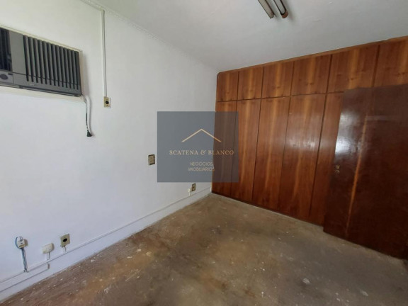 Imagem Casa com 3 Quartos à Venda, 399 m²