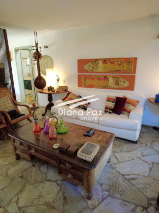 Imagem Casa com 6 Quartos à Venda, 280 m² em Manguinhos Imagem Casa com 6 Quartos à Venda, 280 m² em Manguinhos