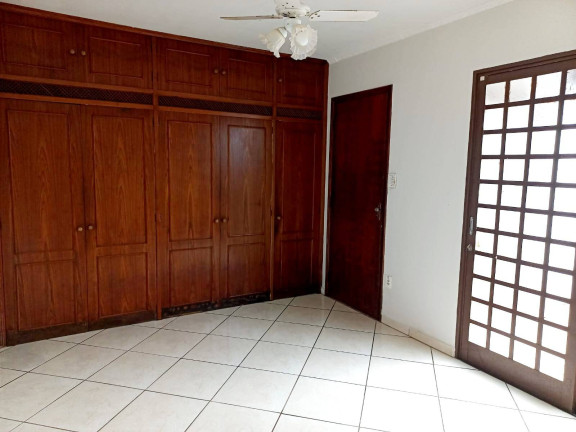 Imagem Casa com 3 Quartos à Venda, 187 m² em Rio Claro Imagem Casa com 3 Quartos à Venda, 187 m² em Rio Claro