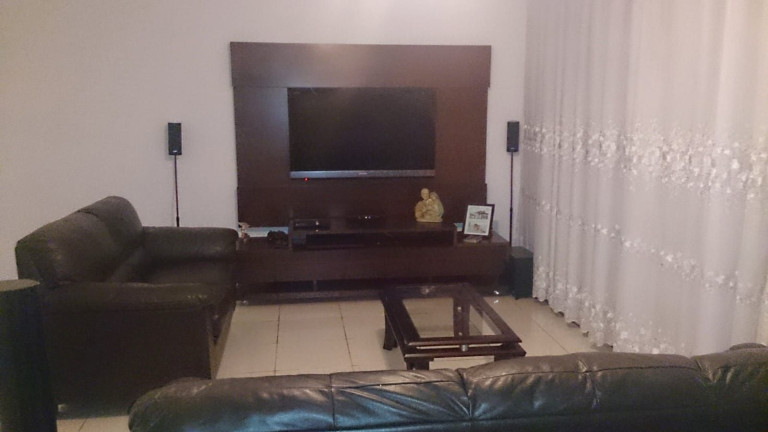 Imagem Casa com 2 Quartos à Venda, 95 m² em Jardim São Judas Tadeu - Taboão Da Serra