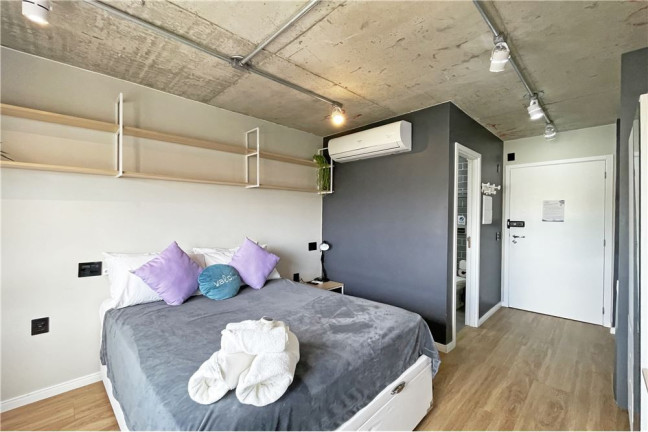 Imagem Apartamento com 1 Quarto à Venda, 19 m² em Santa Cecília - Porto Alegre
