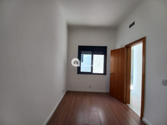 Imagem Casa com 3 Quartos à Venda, 100 m² Imagem Casa com 3 Quartos à Venda, 100 m²
