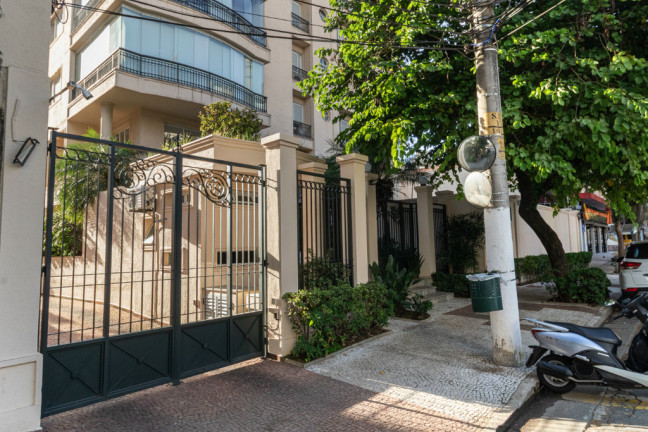 Imagem Apartamento com 2 Quartos à Venda, 165 m² em Moema - São Paulo Imagem Apartamento com 2 Quartos à Venda, 165 m² em Moema - São Paulo