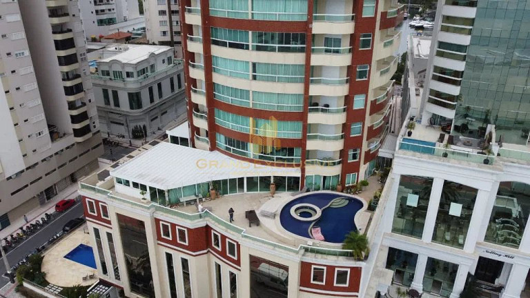 Imagem Apartamento com 4 Quartos à Venda, 900 m² em Centro - Balneário Camboriú Imagem Apartamento com 4 Quartos à Venda, 900 m² em Centro - Balneário Camboriú