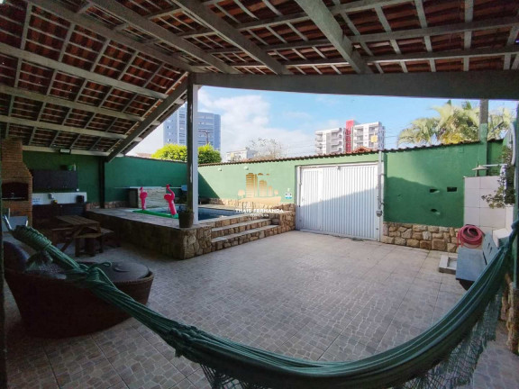 Imagem Casa com 3 Quartos à Venda, 192 m² em Caiçara - Praia Grande Imagem Casa com 3 Quartos à Venda, 192 m² em Caiçara - Praia Grande